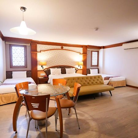 Sakol Hotel Хат Яй Екстериор снимка
