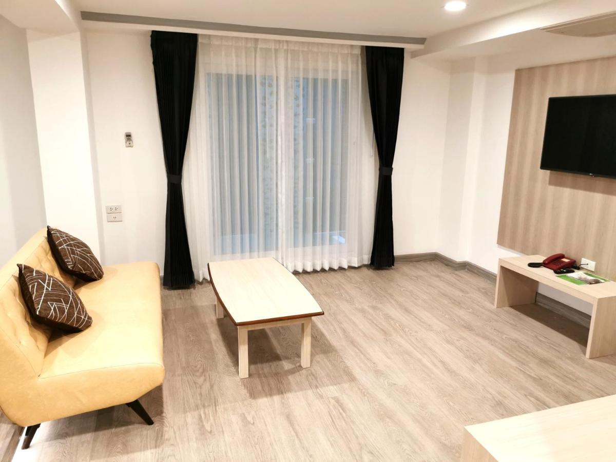 Sakol Hotel Хат Яй Екстериор снимка