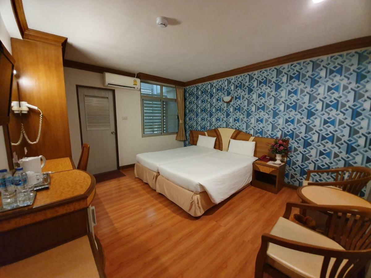 Sakol Hotel Хат Яй Екстериор снимка