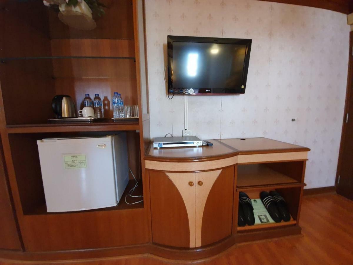 Sakol Hotel Хат Яй Екстериор снимка
