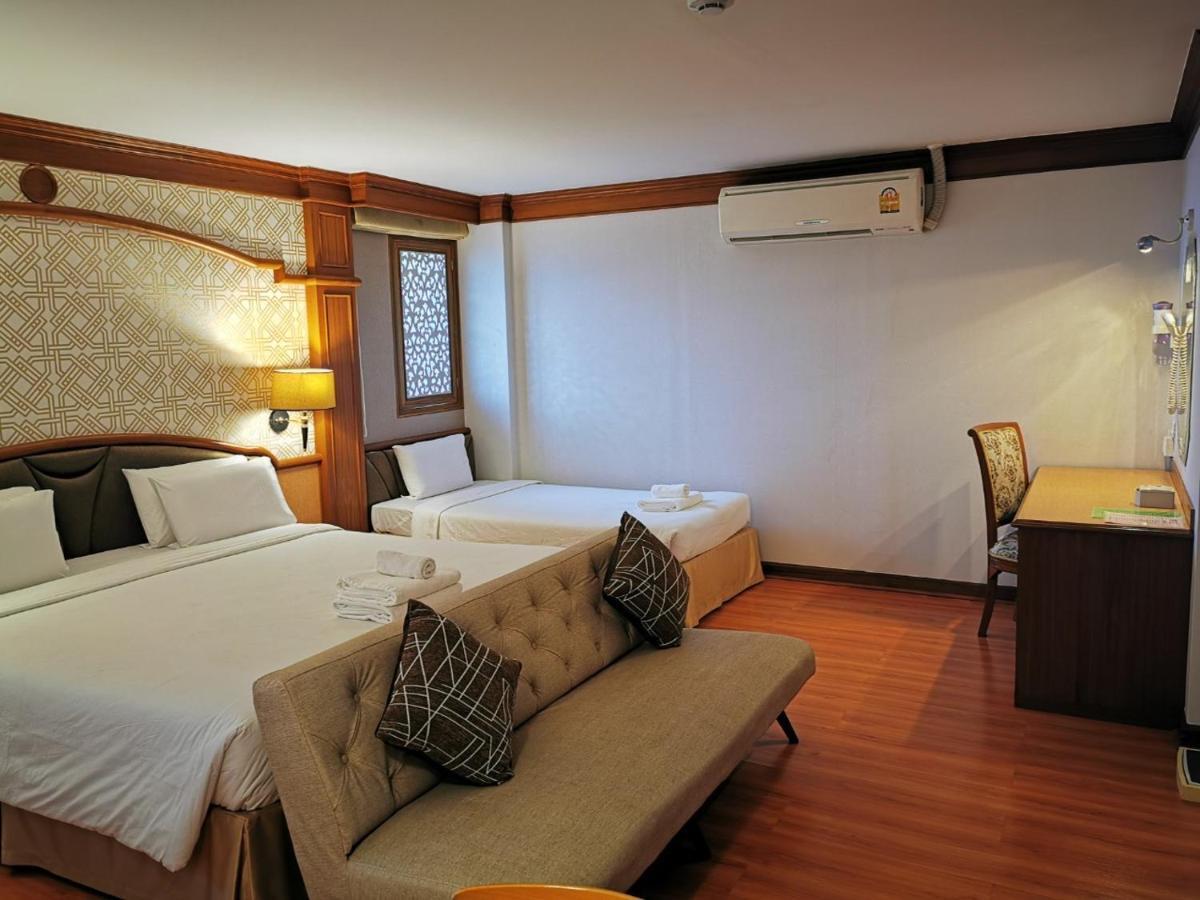 Sakol Hotel Хат Яй Екстериор снимка